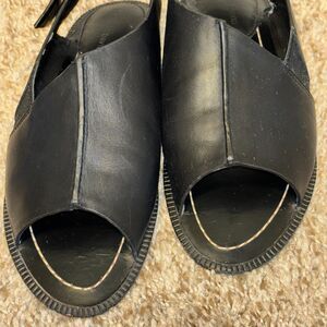 Charles David Black leather flats sz 7 white stitch silver buckle comfort casual